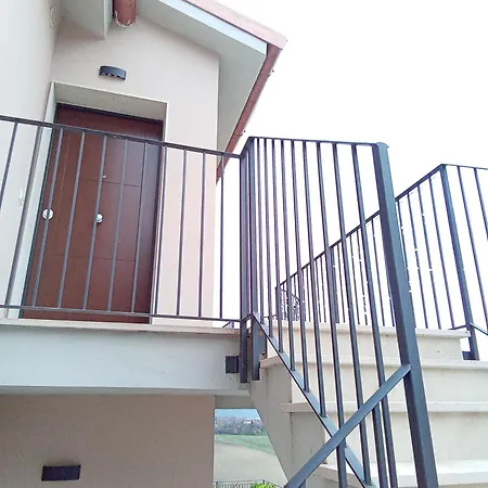 La Casa Nella Contea * 特尔尼
